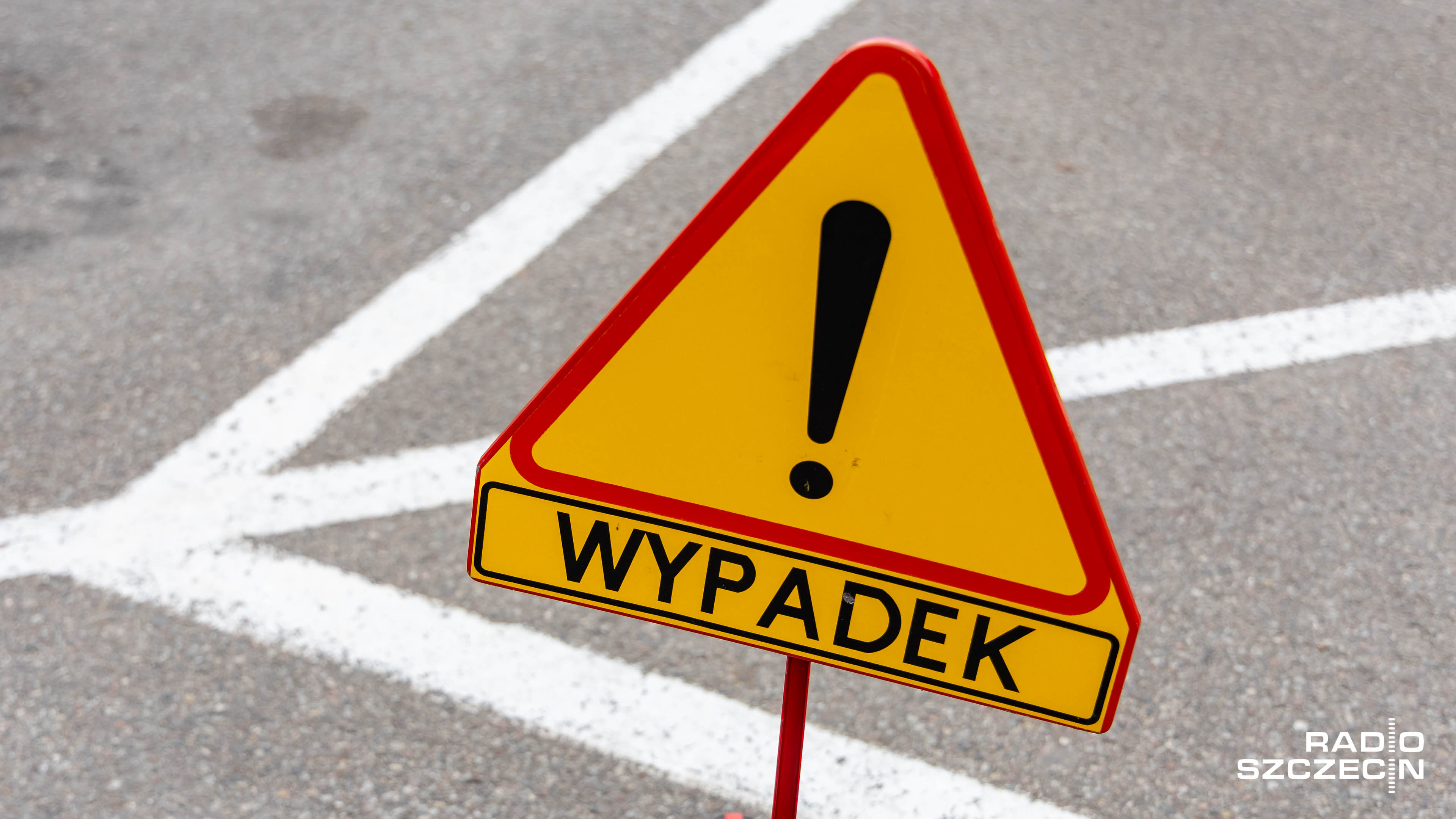 Dachowanie samochodu między Radowem Małym a Radowem Wielkim