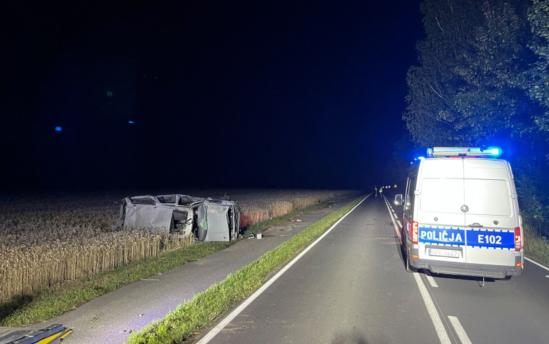 4/8 Dachownie Toyoty w Kłodawie. 18-latek nie miał prawa jazdy