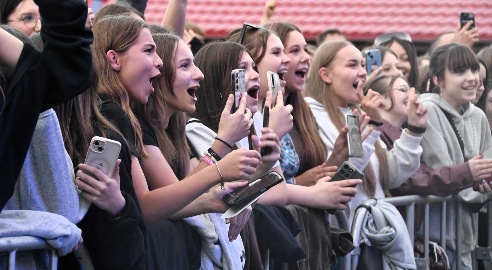 Dni Przykony czas start! Sobotni koncert przyciągnął tłumy młodzieży