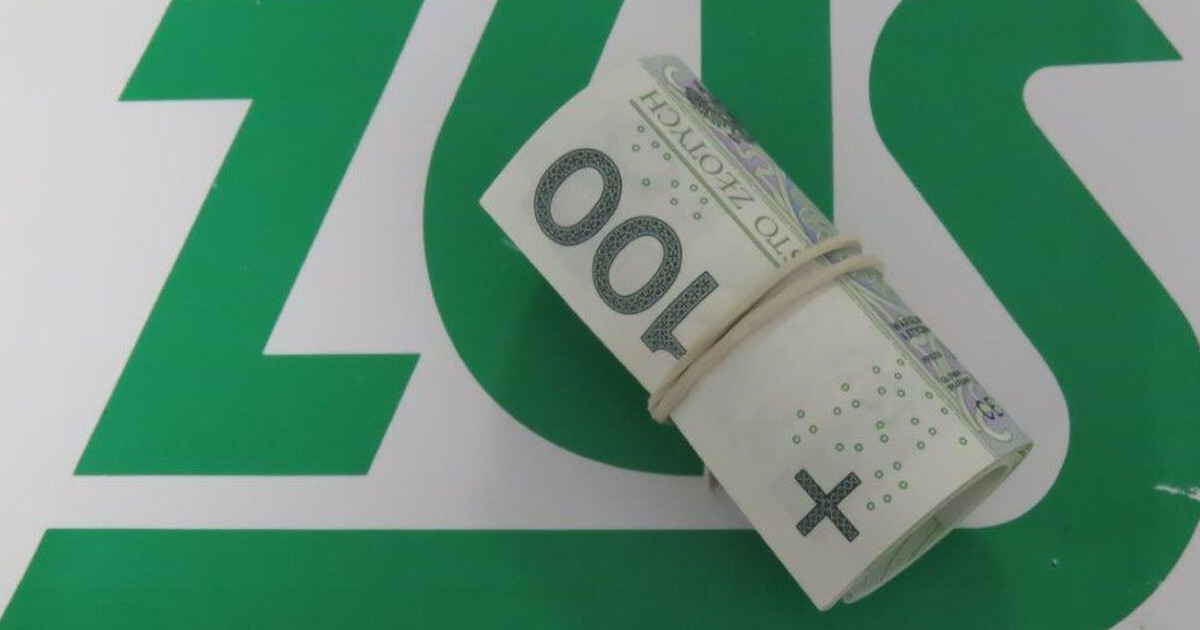 Dodatek dla sieroty zupełnej. Wdowa z rentą po mężu...
