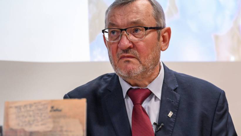 Dr Popek: w obecnej sytuacji ekshumacje na Wołyniu to kwestia kilkuset lat