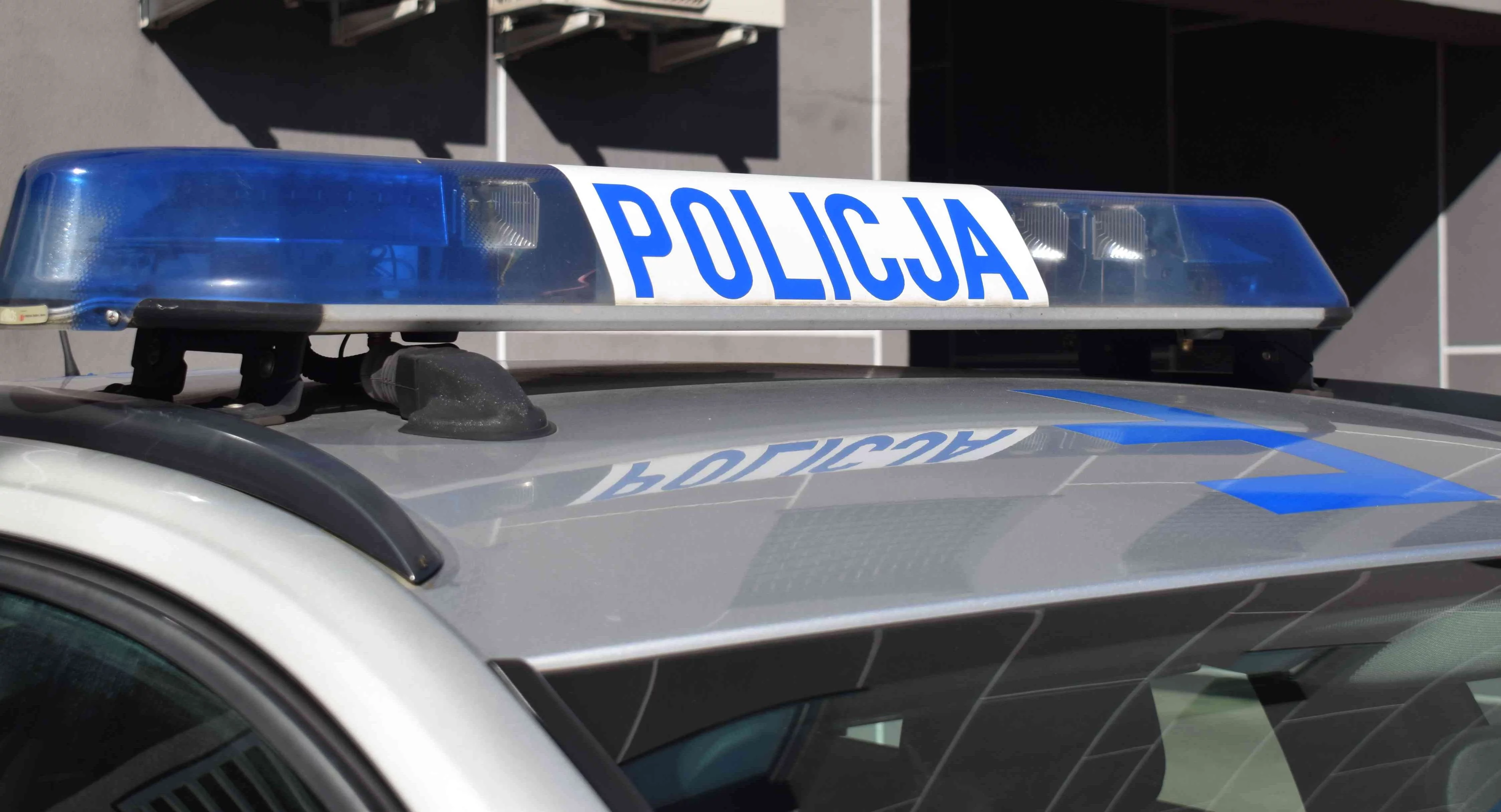 Dramatyczny wypadek z udziałem hulajnogi. Ciężko rannego 16-latka zabrał LPR