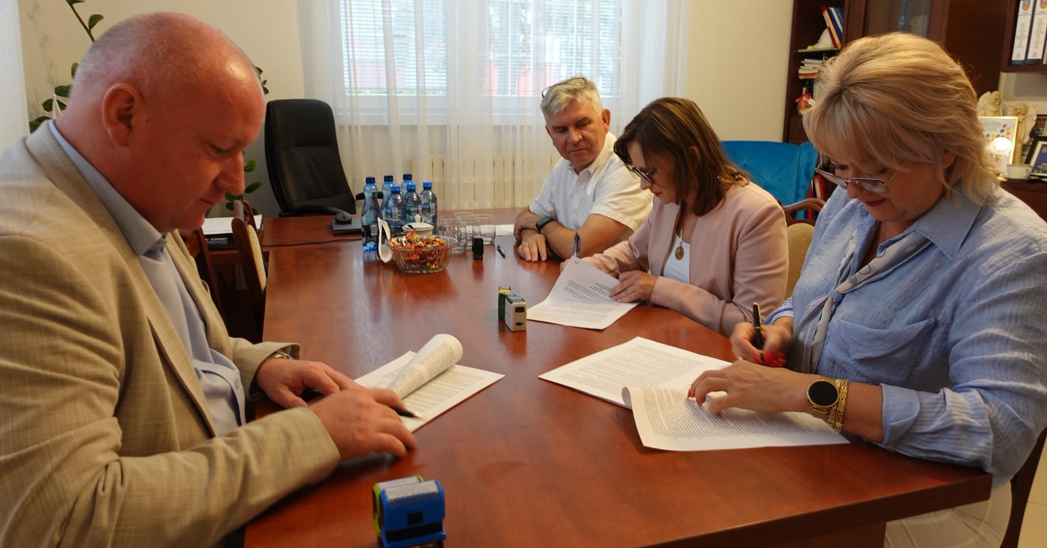 drogi Umowa na przebudowę drogi w Holendrach podpisana Dziś - Redakcja