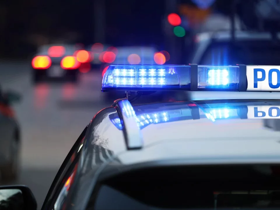 Dwa samochody zderzyły się na skrzyżowaniu w Łowiczu. Wiadomo, jak doszło do kolizji