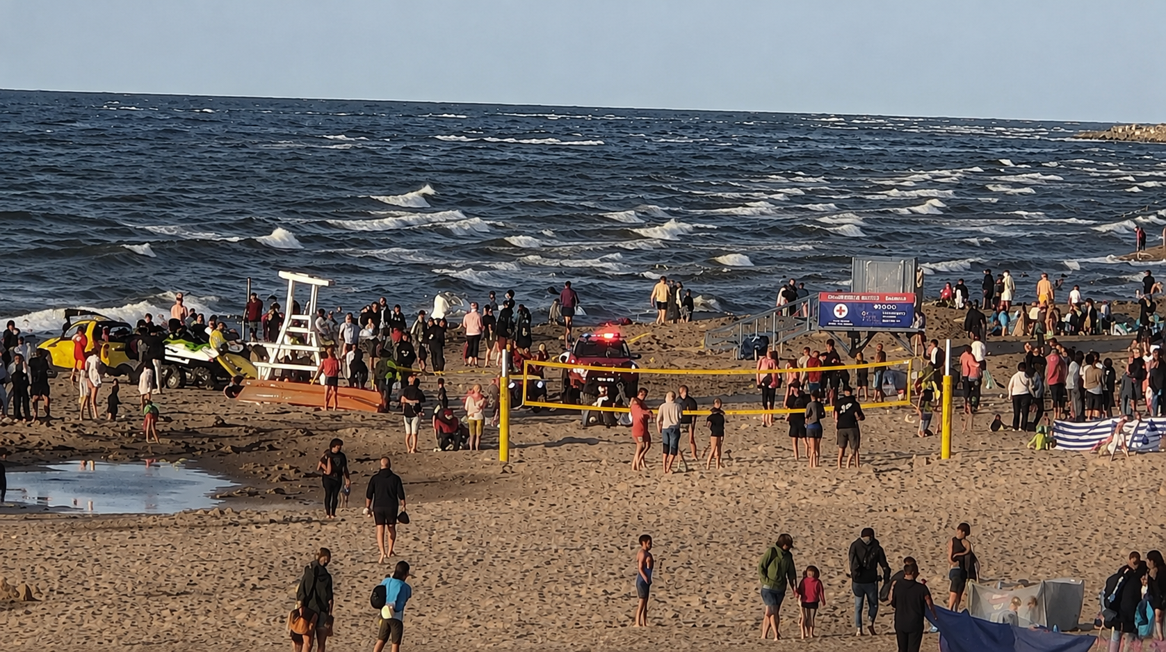 Dwie osoby nie mogły wrócić na brzeg. Interweniowały służby
