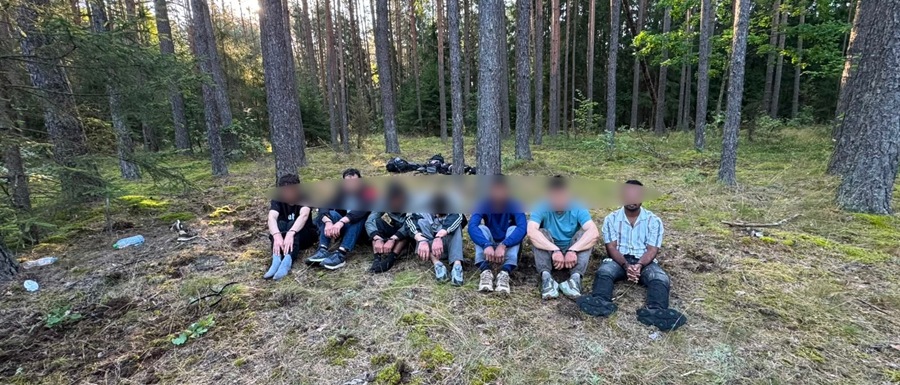 Dziewięciu migrantów zatrzymanych po nielegalnym przekroczeniu granicy z Białorusią