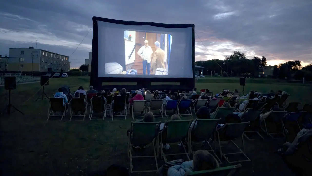 Dziś kino plenerowego w Dubeninkach