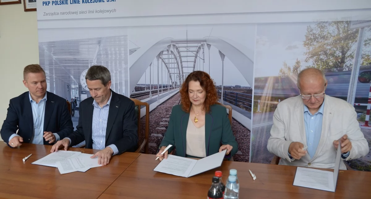 Dzisiaj PLK SA i Politechnika wykształcą inżynierów