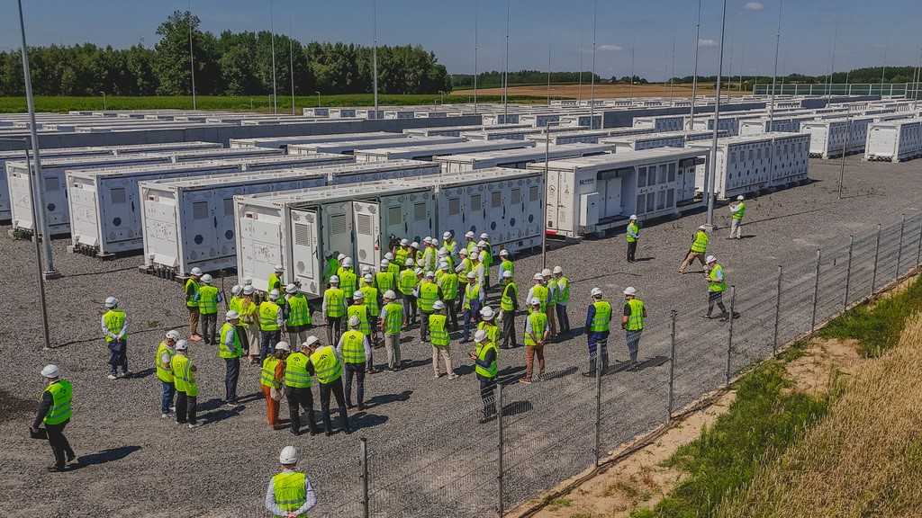 Energia ma być wtedy, kiedy jest potrzebna. W Iwanówce powstał największy w Polsce magazyn