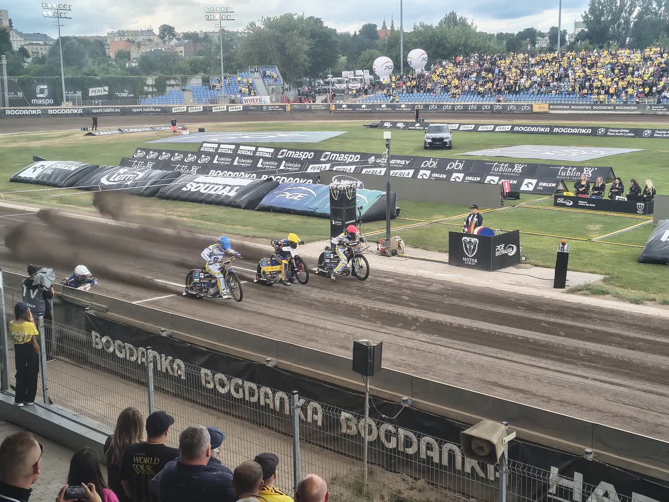 Faworyzowany Motor wyraźnie lepszy od Stali