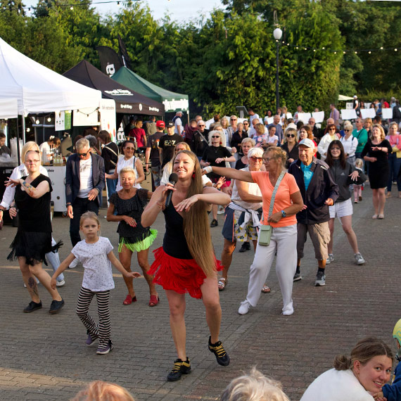 Festiwal Smaków przyciągnął tłumy. W niedzielę wydarzenie trwa jeszcze od godziny 12:00 do 23:00