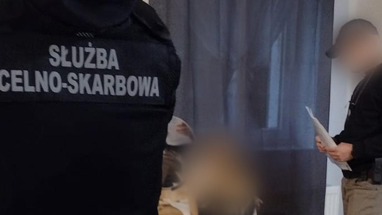 Gang organizujący nielegalny hazard rozbity. Wpadło 14 osób 20