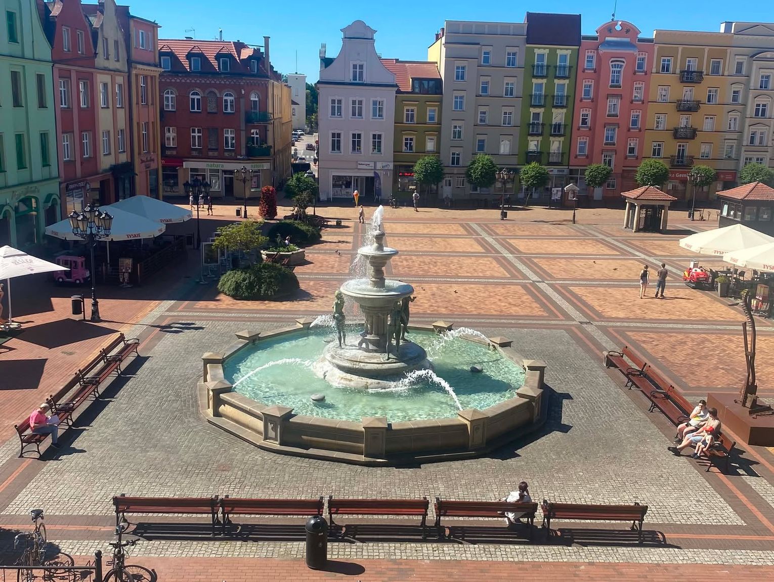 "Gangi hulajnogistów" w Chojnicach. Czytelnicy apelują, że rynek jest mekką łamiących przepisy