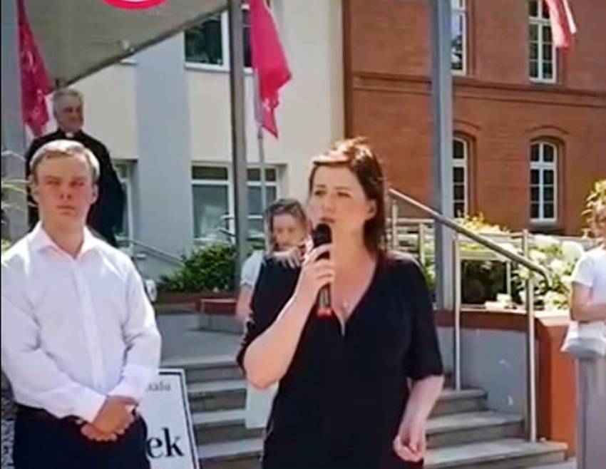 Gizela Jagielska wraca do Wrocławia? Kaja Godek zapowiada pikietę przed porodówką
