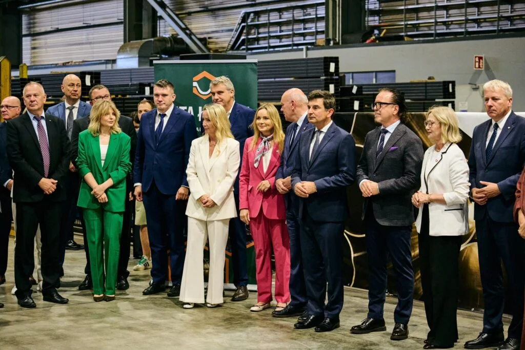 Gliwice: 300 mln zł na modernizację Huty Łabędy