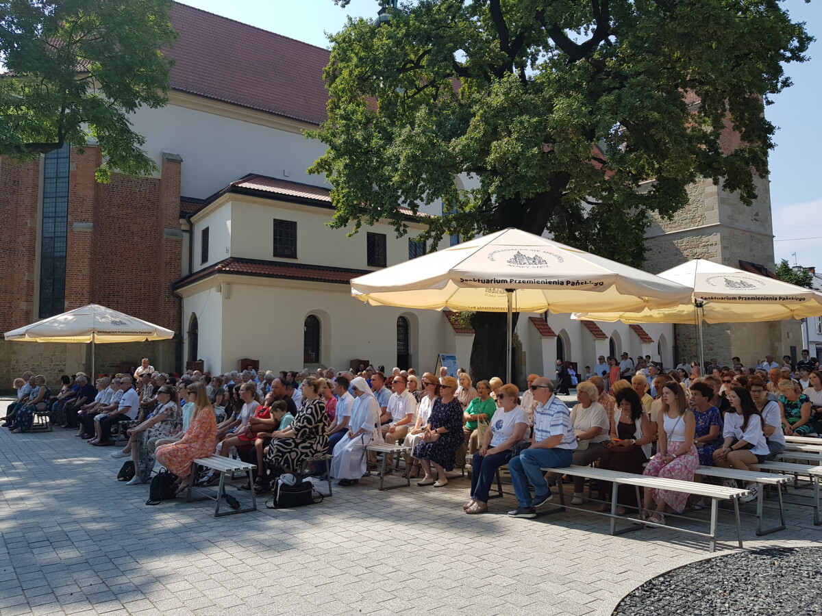 Góra Tabor w Nowym Sączu. Wierni od wieków znają to miejsce. Trwa Wielki Odpust ku czci Przemienienia Pańskiego