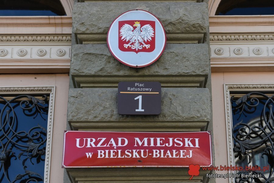 GORĄCY TEMAT Zięć czołowej polityk Koalicji Obywatelskiej ze stanowiskiem w miejskiej spółce. Konkursu nie było 19 13658