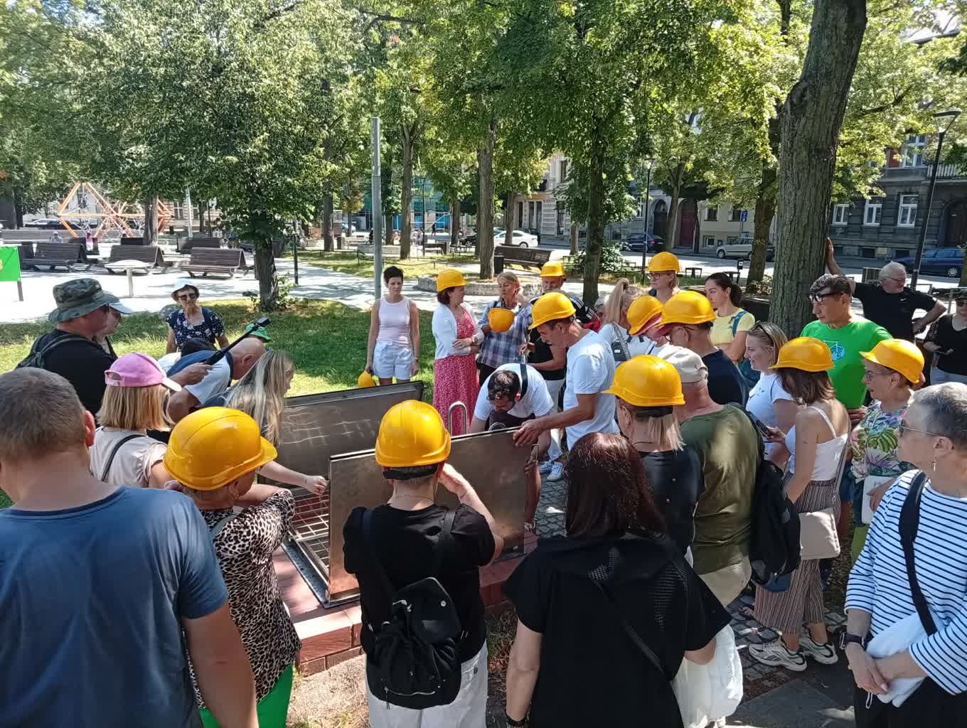 Gorzowianie weszli do bunkra i sprawdzili co kryje się pod ziemią