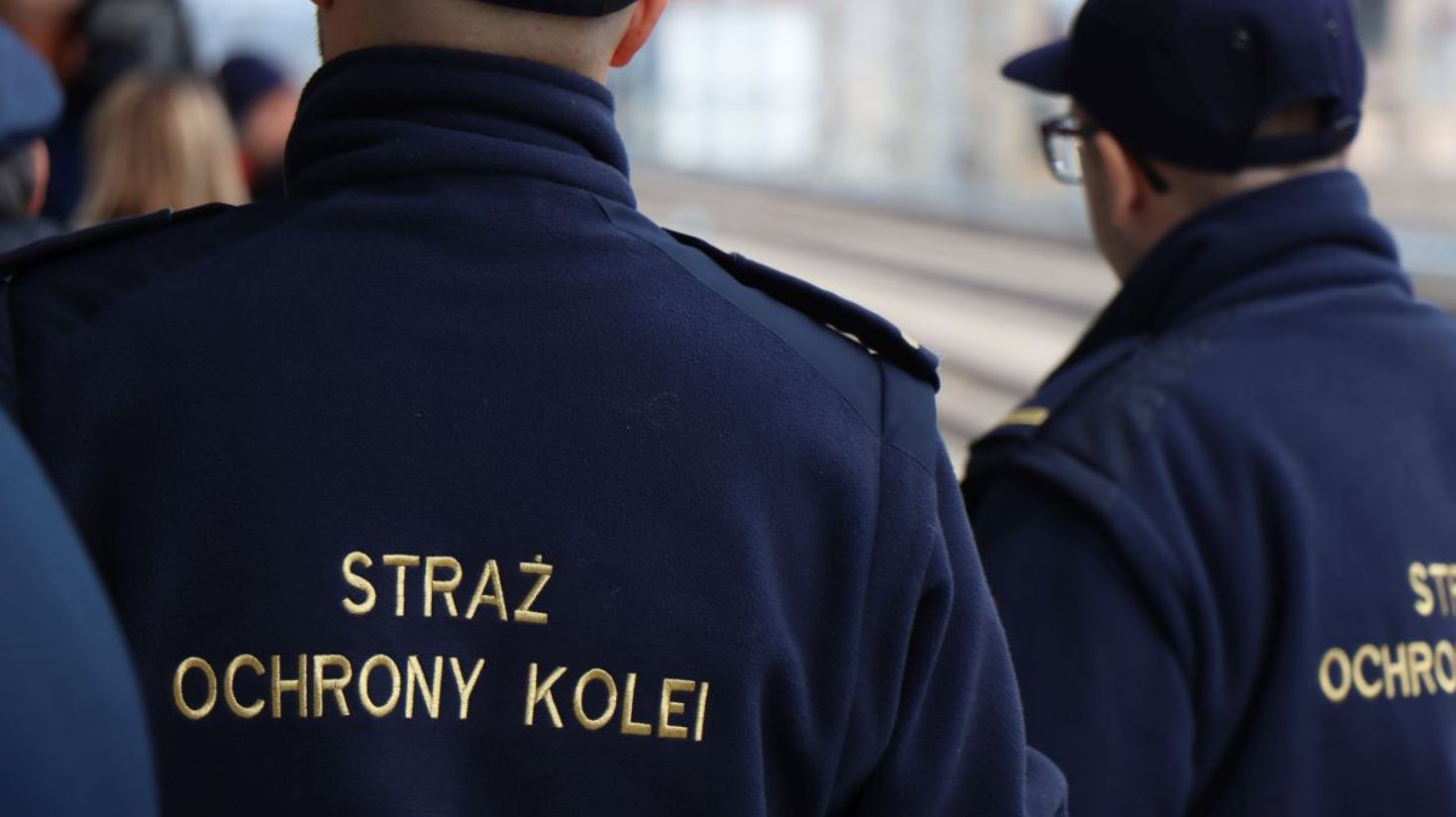 Grafficiarze wpadli podczas malowania wagonu w Krakowie