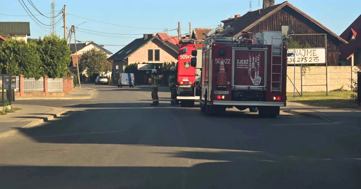 Groźne potrącenie rowerzystki w Radomyślu. 62-latka trafiła do szpitala