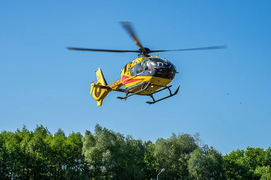 Groźny wypadek hulajnogistki w Sulejowie. Śmigłowiec LPR zabrał 16-latkę