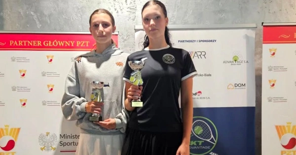 Hania Cisłak i Zuzia Krzysztoń w finale Advantage Cup w Bielsku-Białej