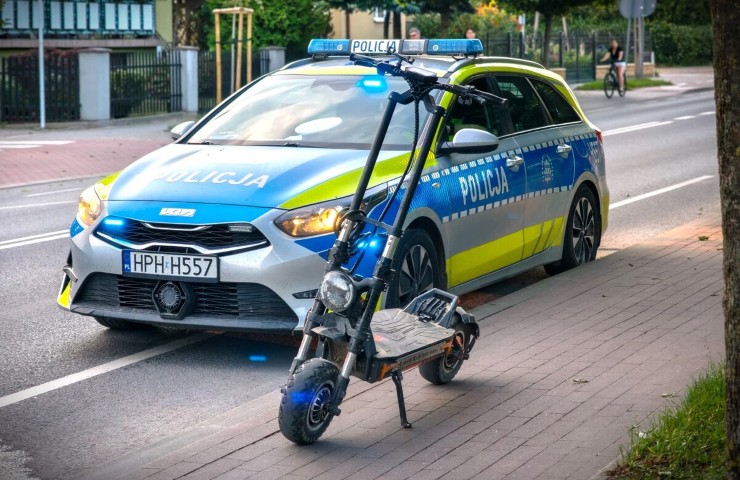 Hulajnoga to nie zabawka – zadbajmy o bezpieczeństwo użytkowników jednośladów