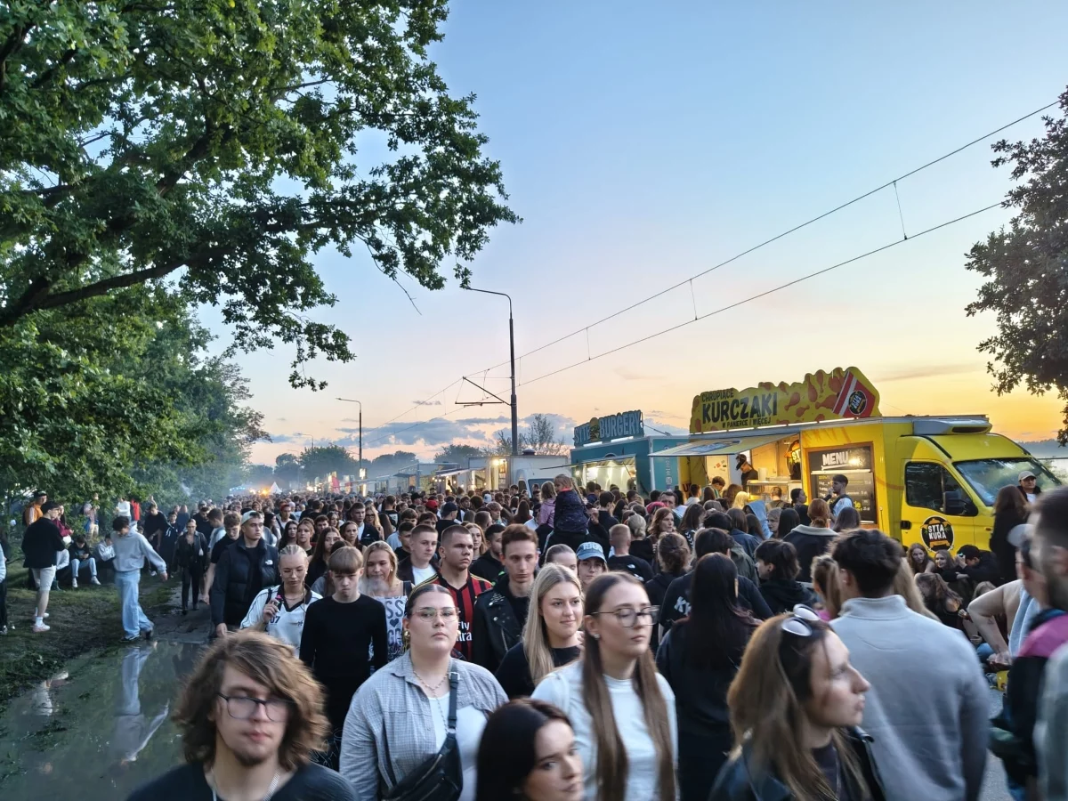 Ile kosztuje jedzenie na Łódź Summer Festivalu? Ponad kilometr Food Trucków