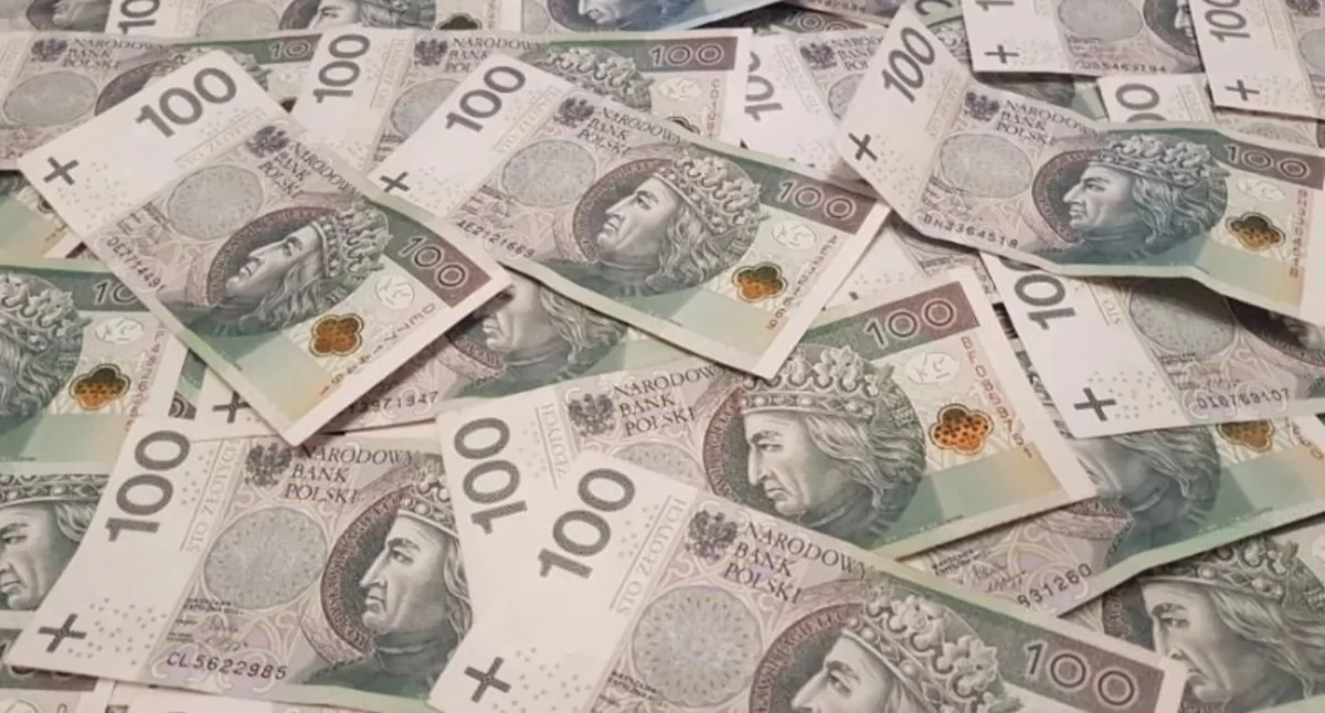 Ile zarobili radni i władze powiatu zambrowskiego? Zaglądamy do oświadczeń majątkowych za 2025 r. 3