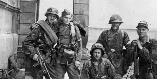 Ilu Powstańców Warszawskich jeszcze żyje? Zbliża się 82. rocznica zrywu