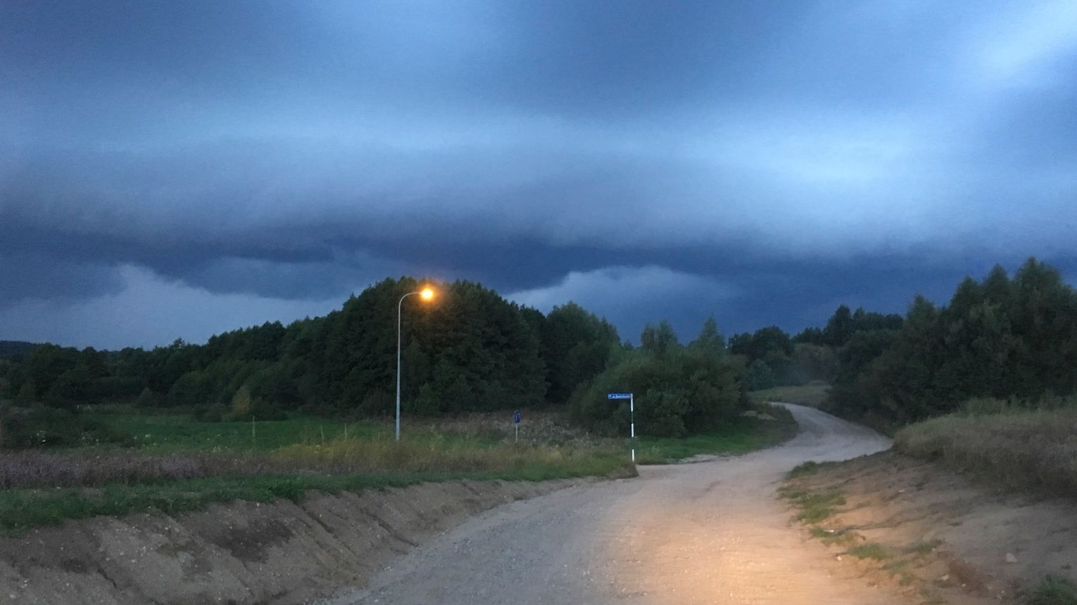 IMGW ostrzega: burze 2. stopnia w powiecie kościerskim już od dzisiejszego wieczoru