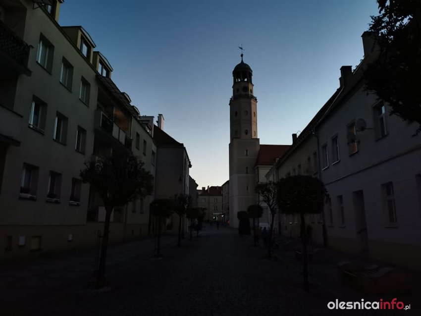 IMGW ostrzega przed burzami w Oleśnicy i okolicach