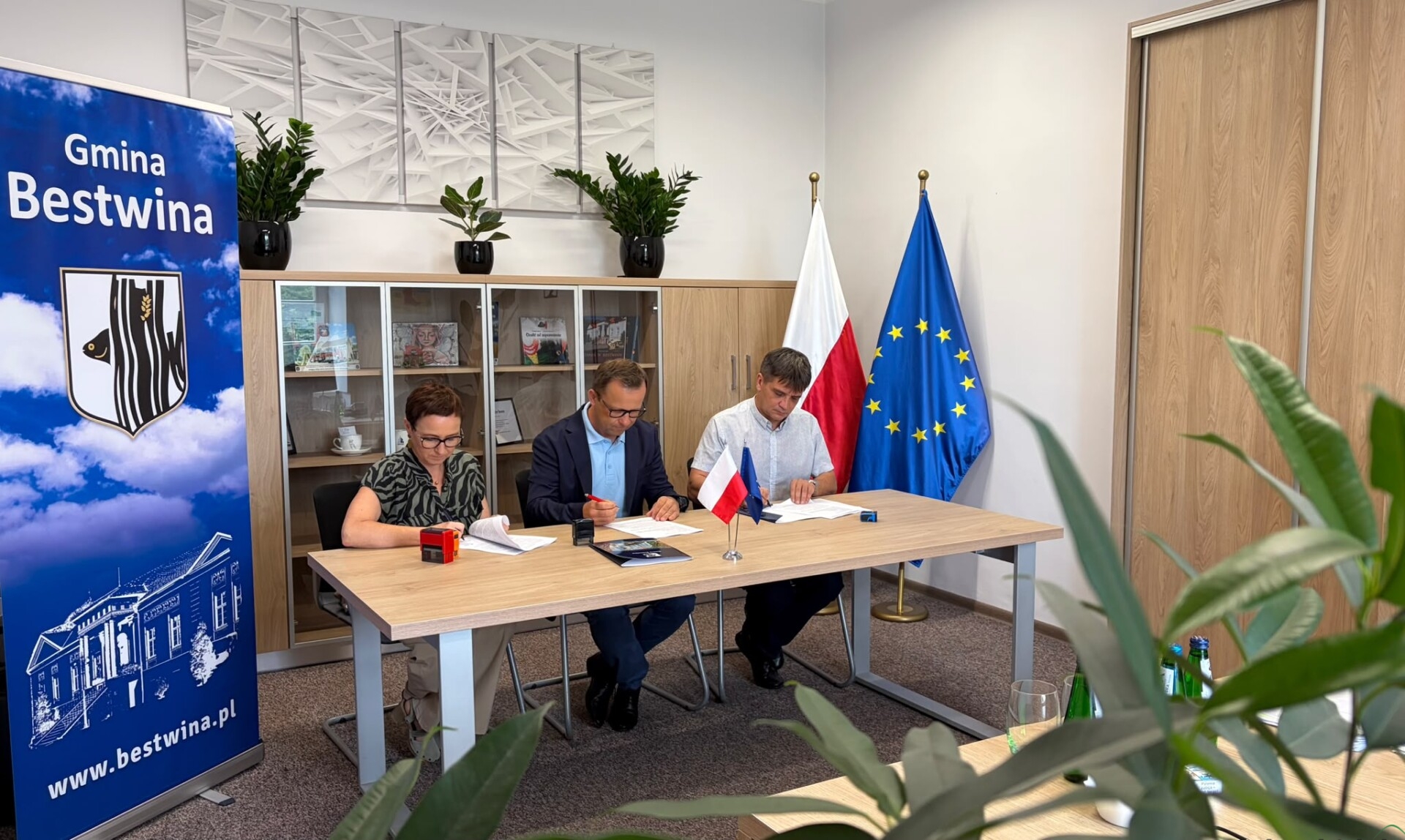 Inwestycje, bezpieczeństwo i nowe środki dla gminy. Intensywny czas w Bestwinie