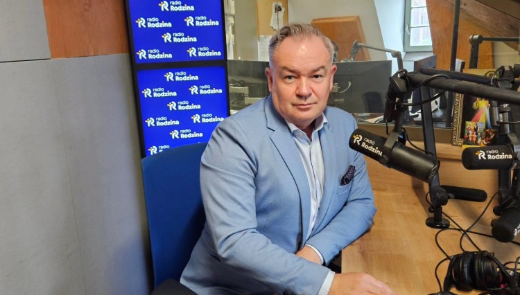 Inwestycje, walka z upałami i oferta wakacyjna. Wywiad burmistrza Adama Horbacza dla Radia Rodzina