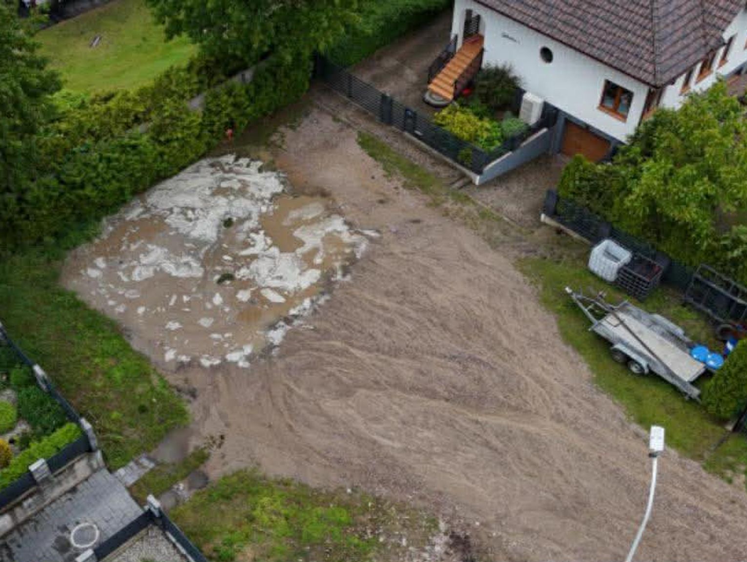 Inwestycyjne cięcia - zimny prysznic w Chojnicach. Mieszkańcy poczekają na remonty