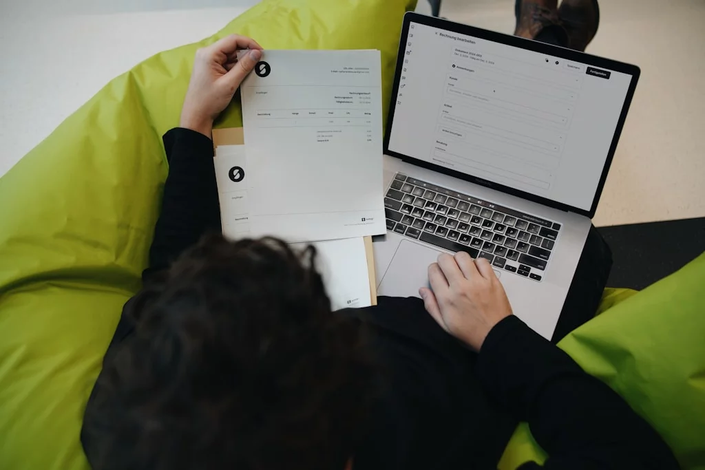 Jak wystawić fakturę w minutę – dlaczego warto przejść na program do fakturowania online