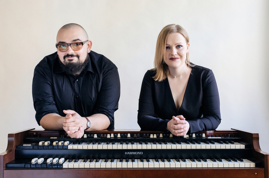 Jazz w zabytkowych wnętrzach Stradom House. Bezpłatny koncert Margo Zuber i Kajetana Galasa