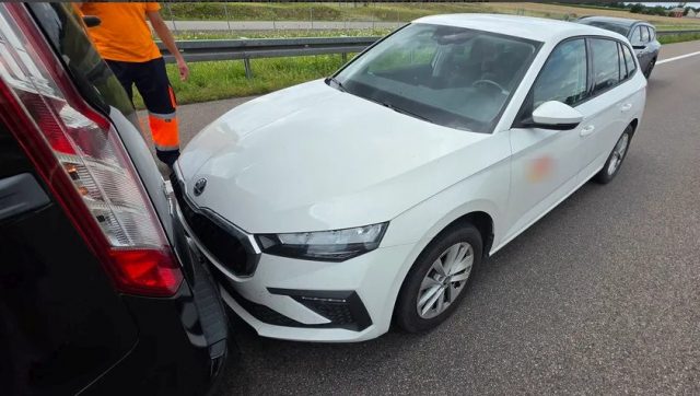 Jechał „wężykiem” po ekspresówce, doprowadził do kolizji. Wszyscy byli przekonani, że jest pijany