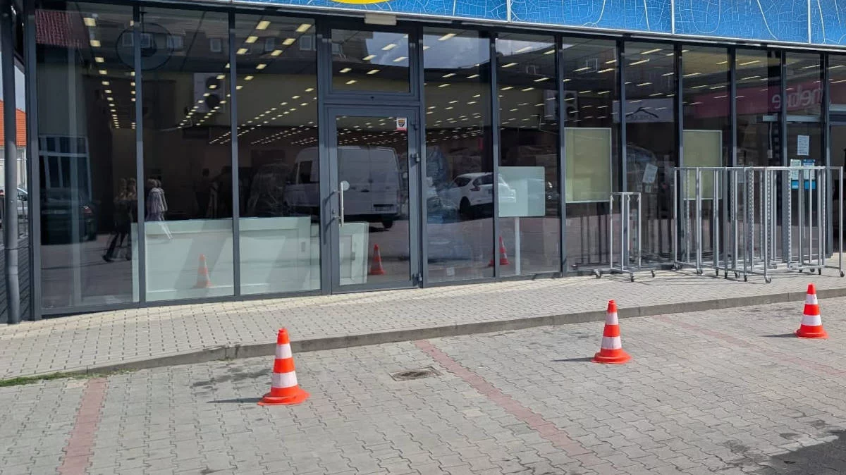 Jeden z najpopularniejszych sklepów w Jarocinie zamknięty. Dlaczego - mamy odpowiedź