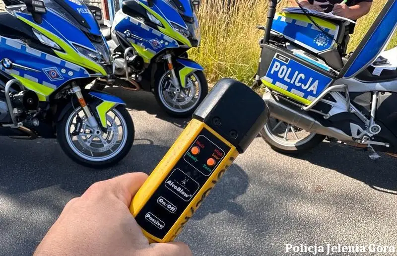 Jeleniogórscy policjanci wyeliminowali 10 kierowców stwarzających zagrożenie na drogach