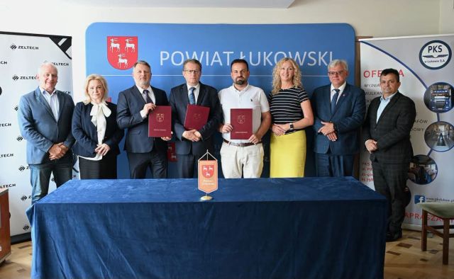 JEST UMOWA NA BUDOWĘ DWORCA PKS I PLACU MANEWROWEGO