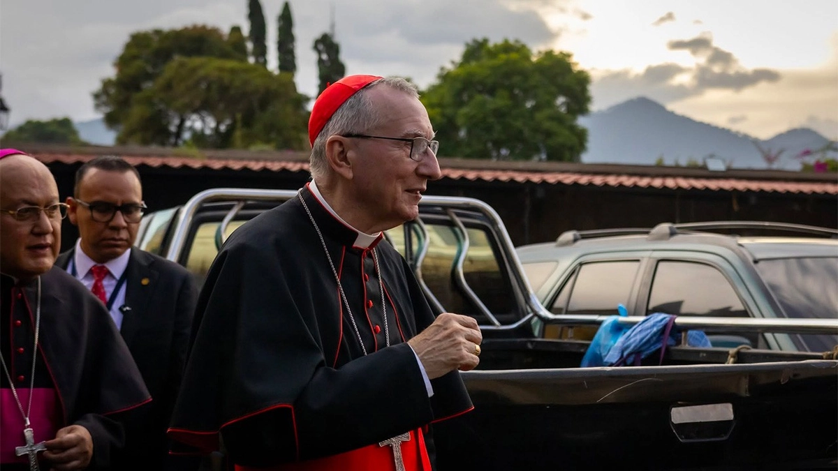 Kard. Parolin: Dyplomację dialogu zastąpiła dyplomacja siły