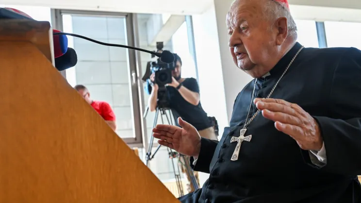 Stanisław Dziwisz w sądzie
