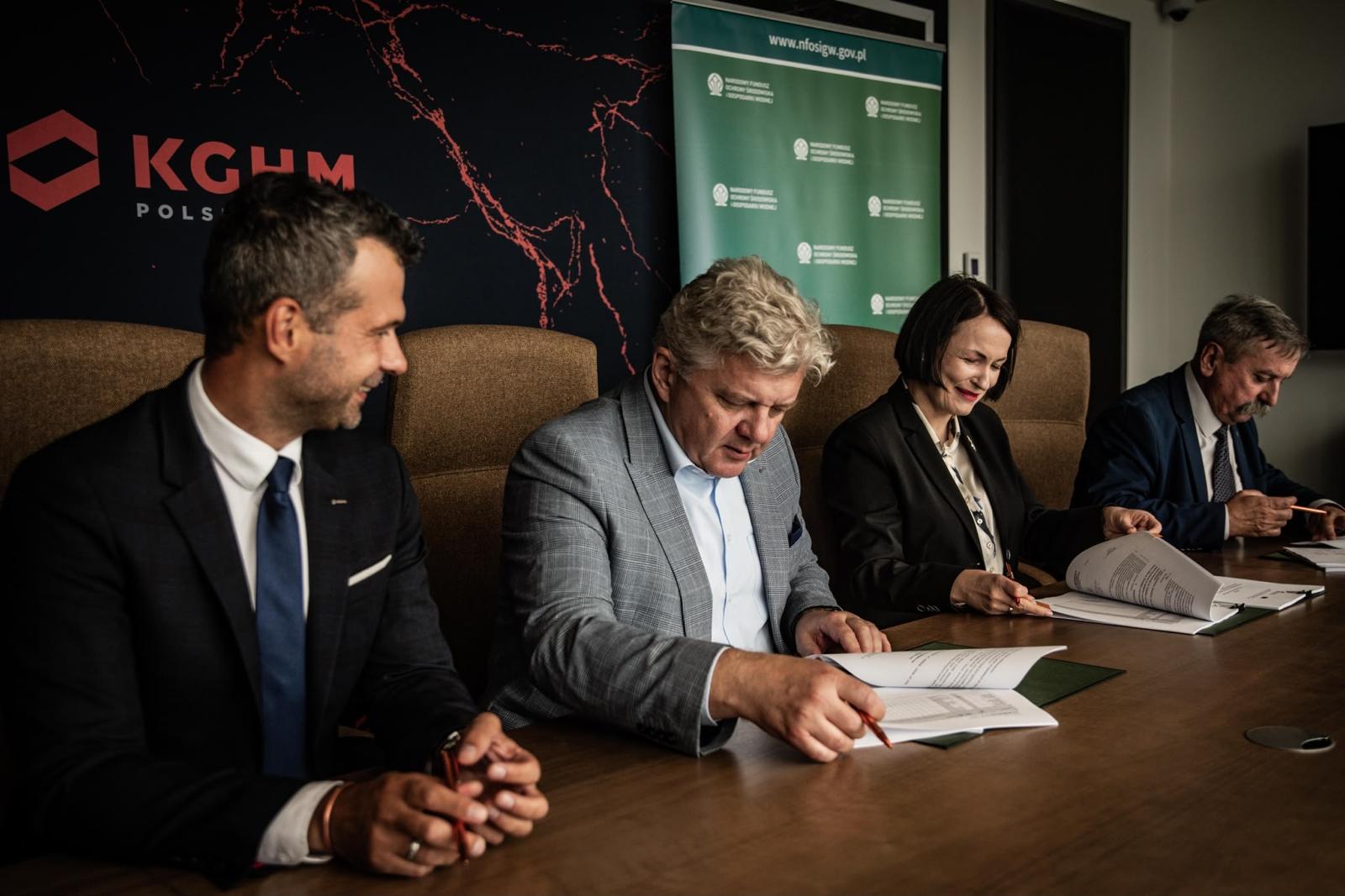 KGHM stawia na zieloną energię. Miliony na rozwój fotowoltaiki