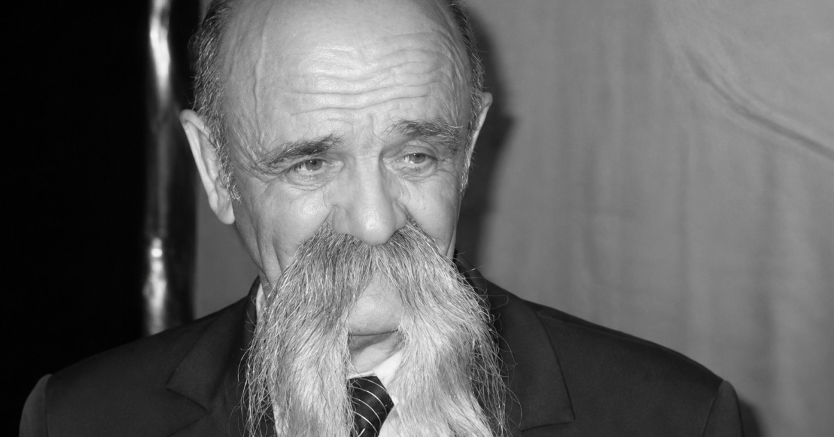 Kiedy szedł ulicami Wałbrzycha czy Szczawna-Zdroju, gdzie mieszkał, zwracał powszechną uwagę. Najpierw bowiem człowiek w...