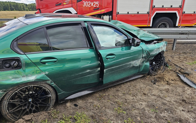 5/5 Kierujący BMW uderzył w bariery na S3 koło Gorzowa