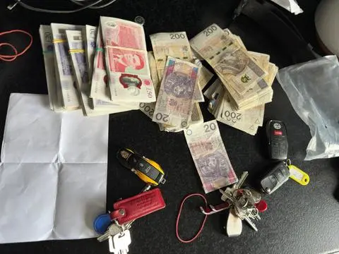 Policja rozbiła grupę złodziei samochodów