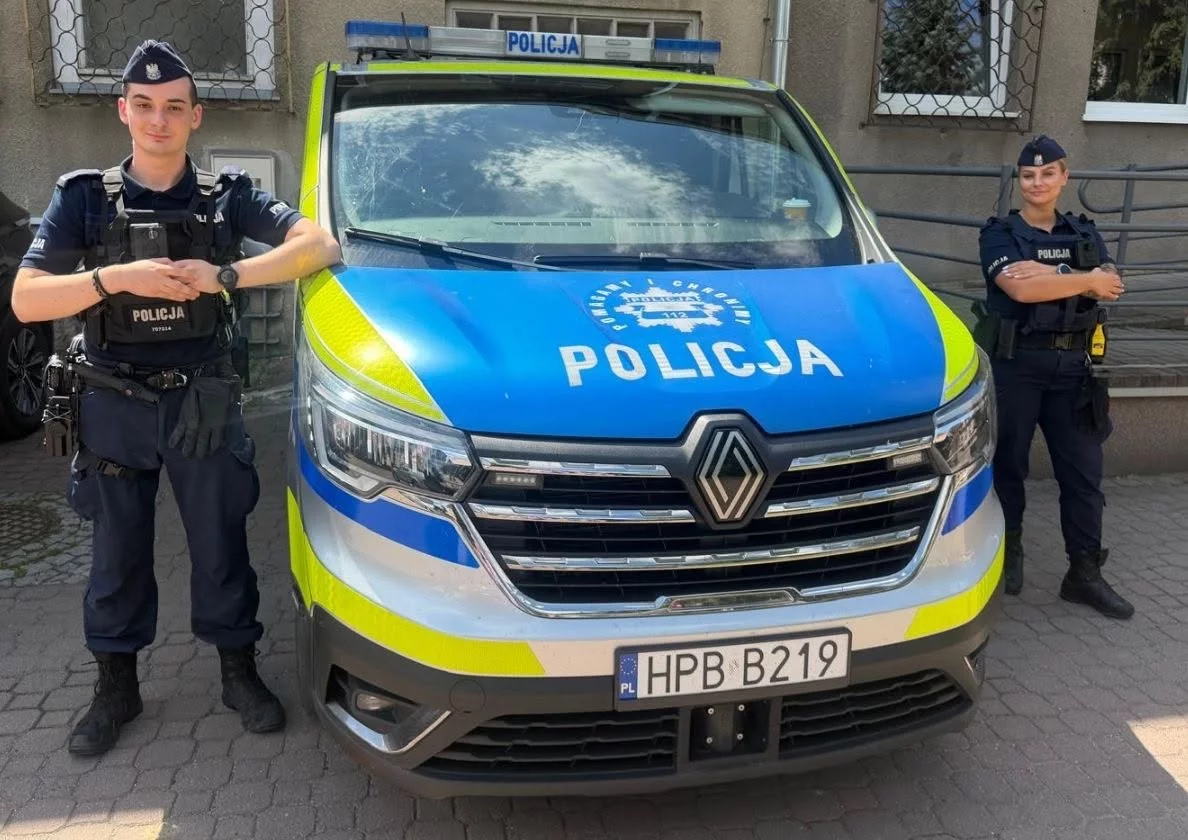 KŁODZKO. Ponad godzina rozmów z 20-latkiem w kryzysie. Policjanci zapobiegli tragedii