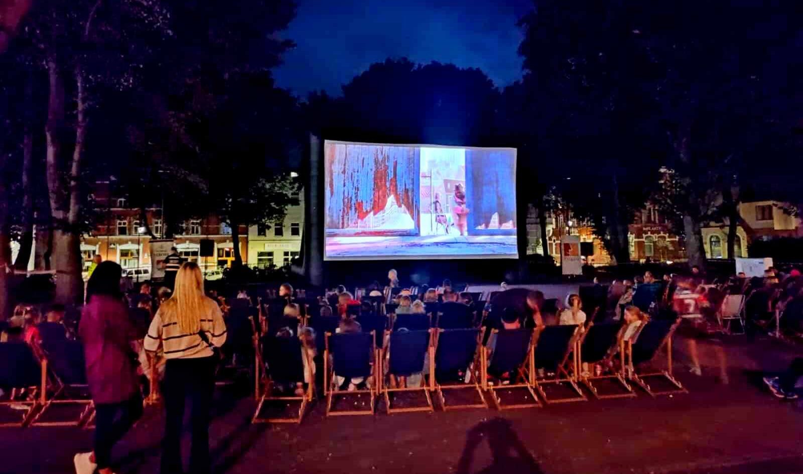 „Kod zła” w Parku Chrobrego. Rusza letnie kino grozy w Lęborku