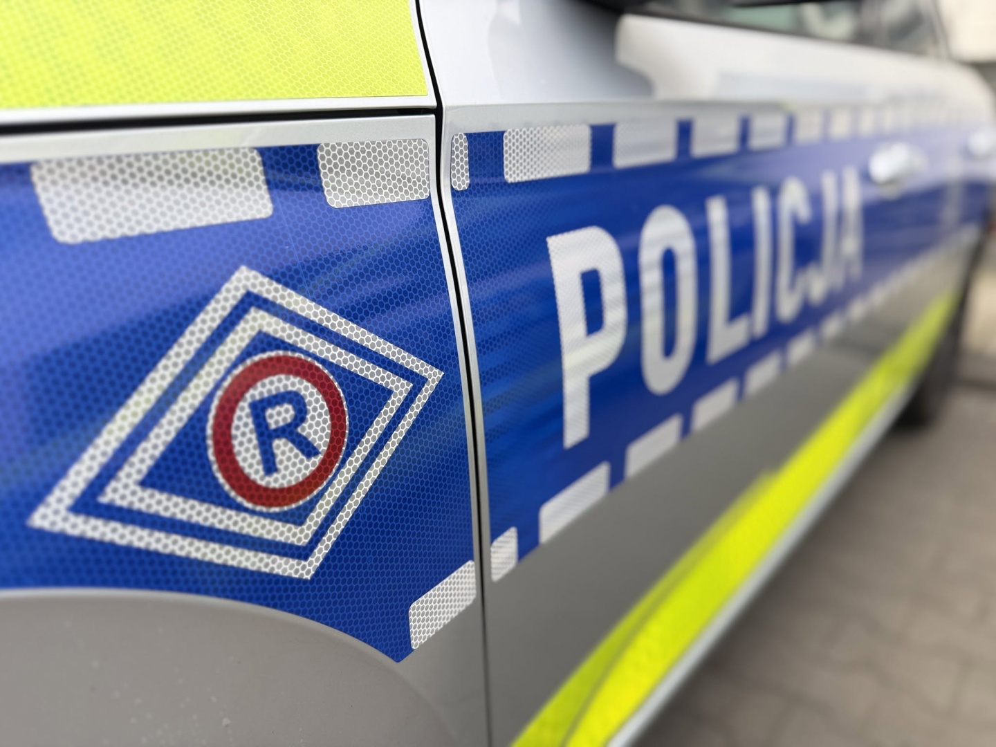 Kolizja na A1 pod Toruniem. W zdarzeniu brały udział trzy osobówki